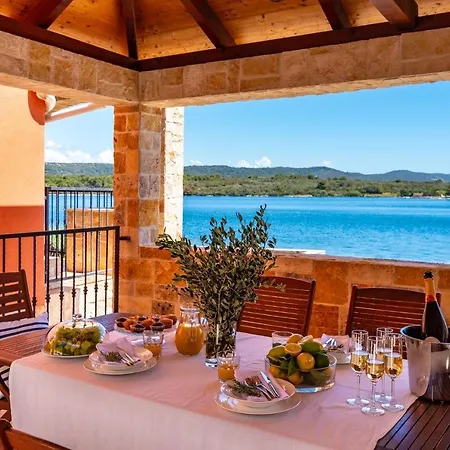 Rest - Sea Side Terrace Apartamento