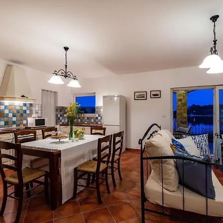 Apartamento Rest - Sea Side Terrace Veli Rat